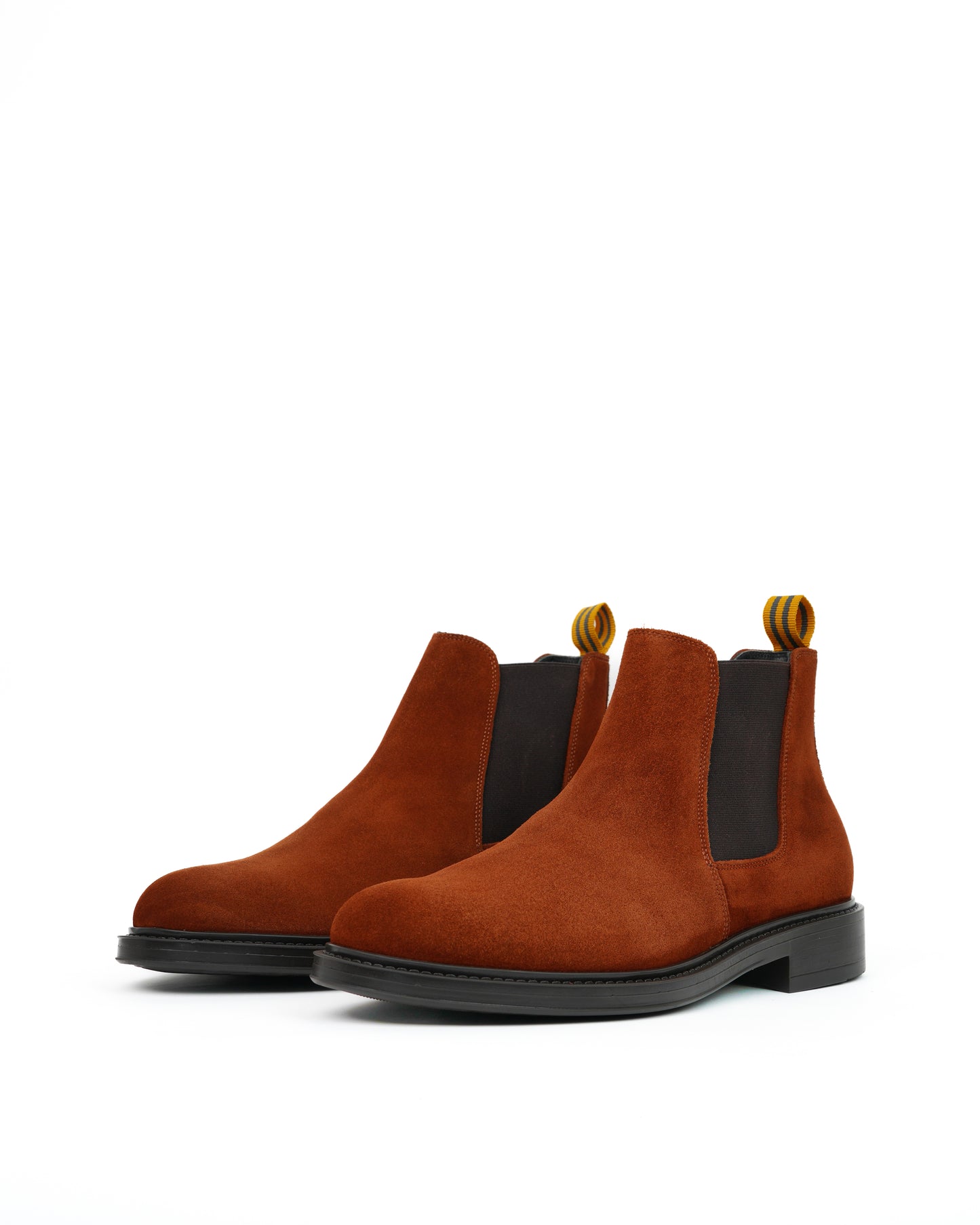 Shalapi Chelsea Boots for men in suede camel
