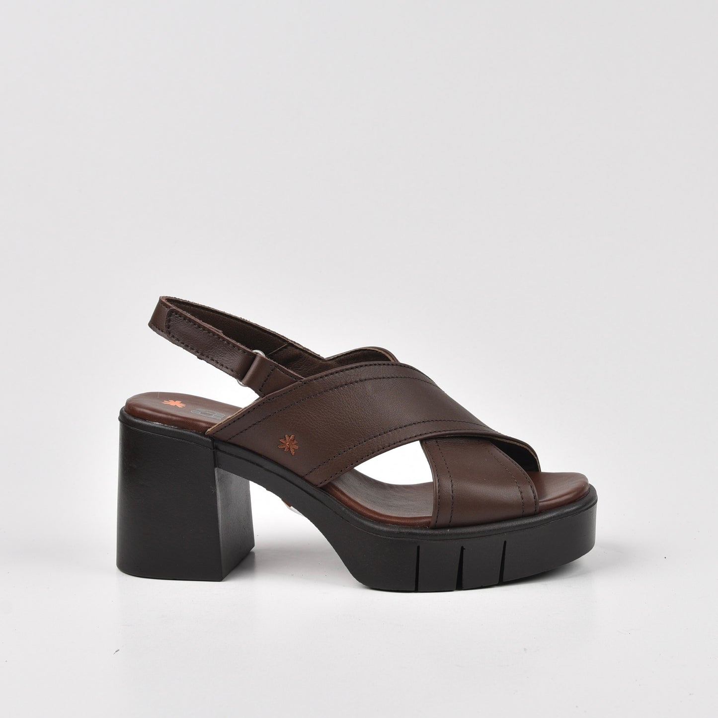 Art Spanish Medium-Heel Sandal for Women in Nappa Brown.