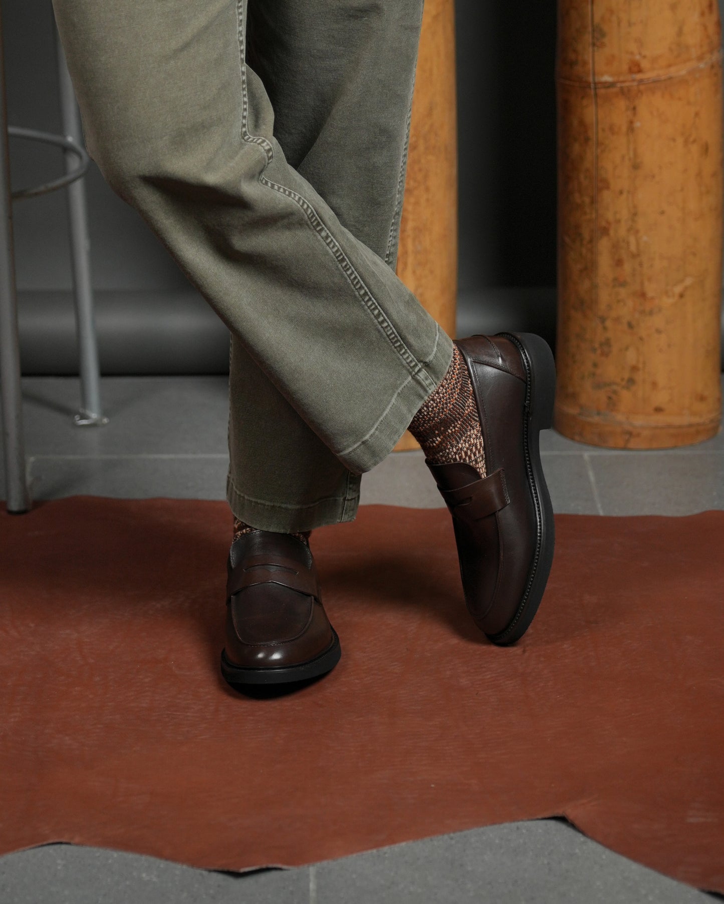 Italian loafers for men in crust brown