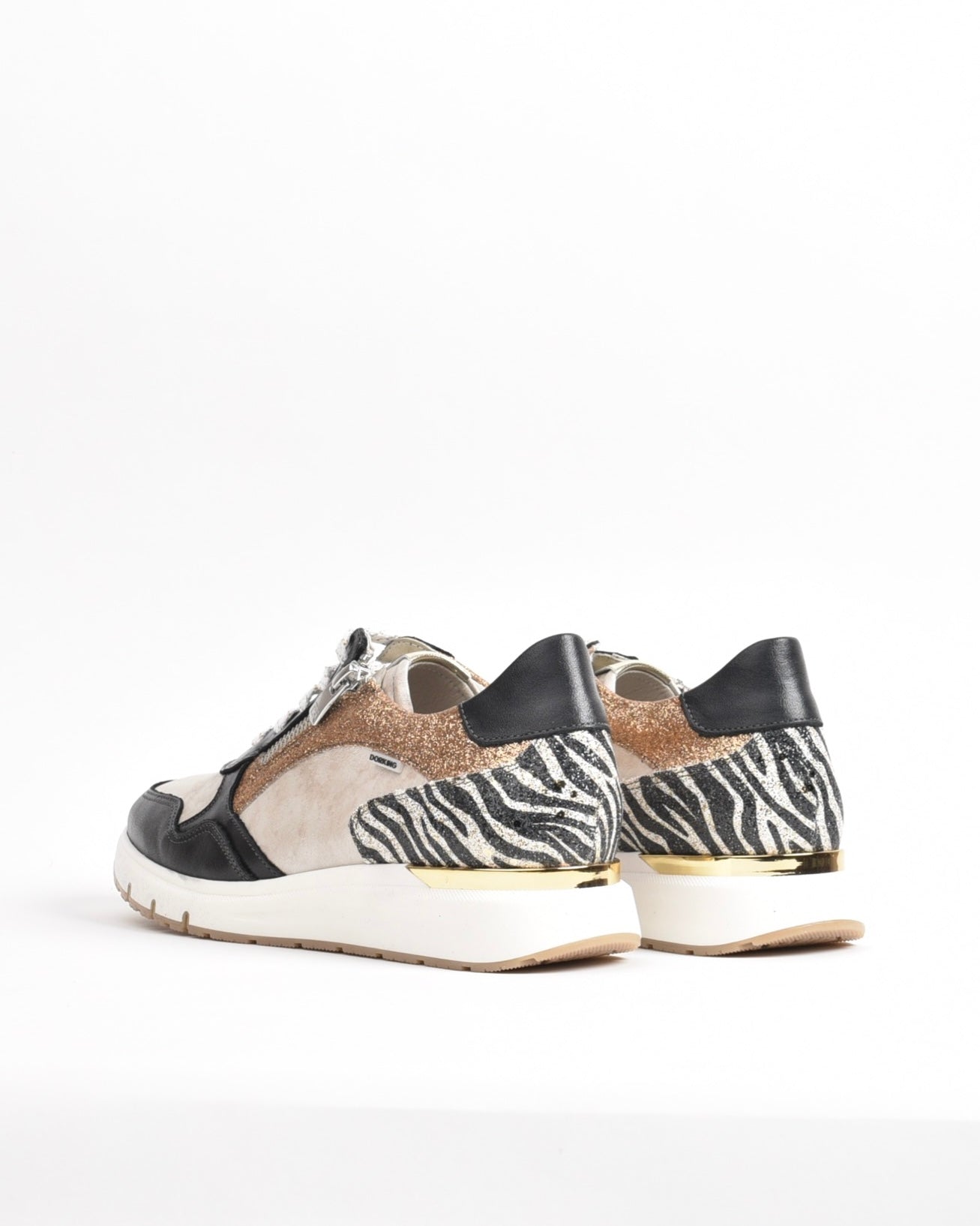 Dorking Fluchos Classic Comfortable Sneaker for women in Black and Gold.