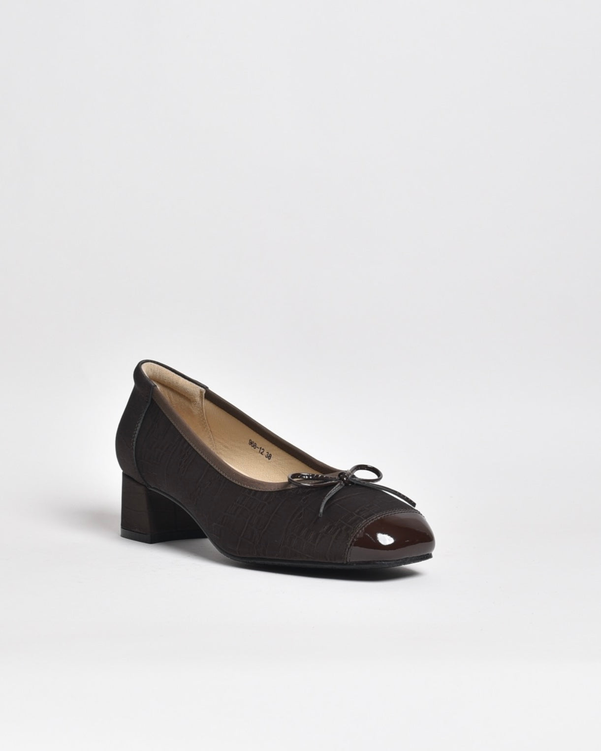 SHALAPI ITALY Classic Shoes Guanine Leather for Women in Shiny Brown. L26