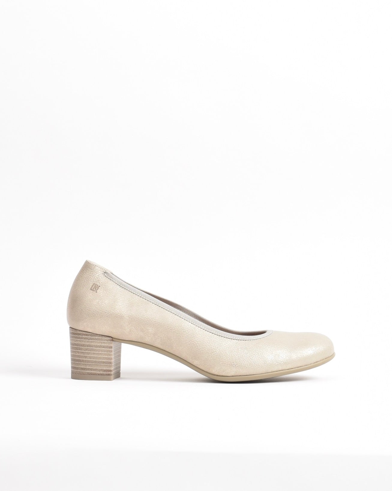 Dorking Fluchos Classic Medium heel shoes for women in Beige