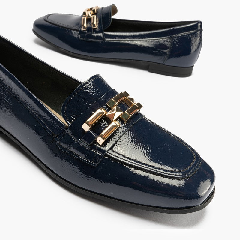 Pitillos Spanish Classic loafers for Women in Navy Blue.