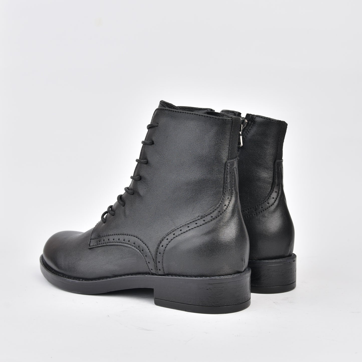 Kebo Italian 100% Genuine Leather boots for women in Black