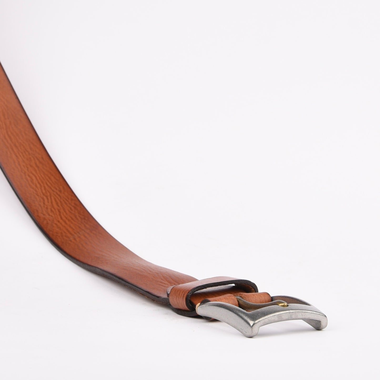 Genuine leather belts for men in Camel