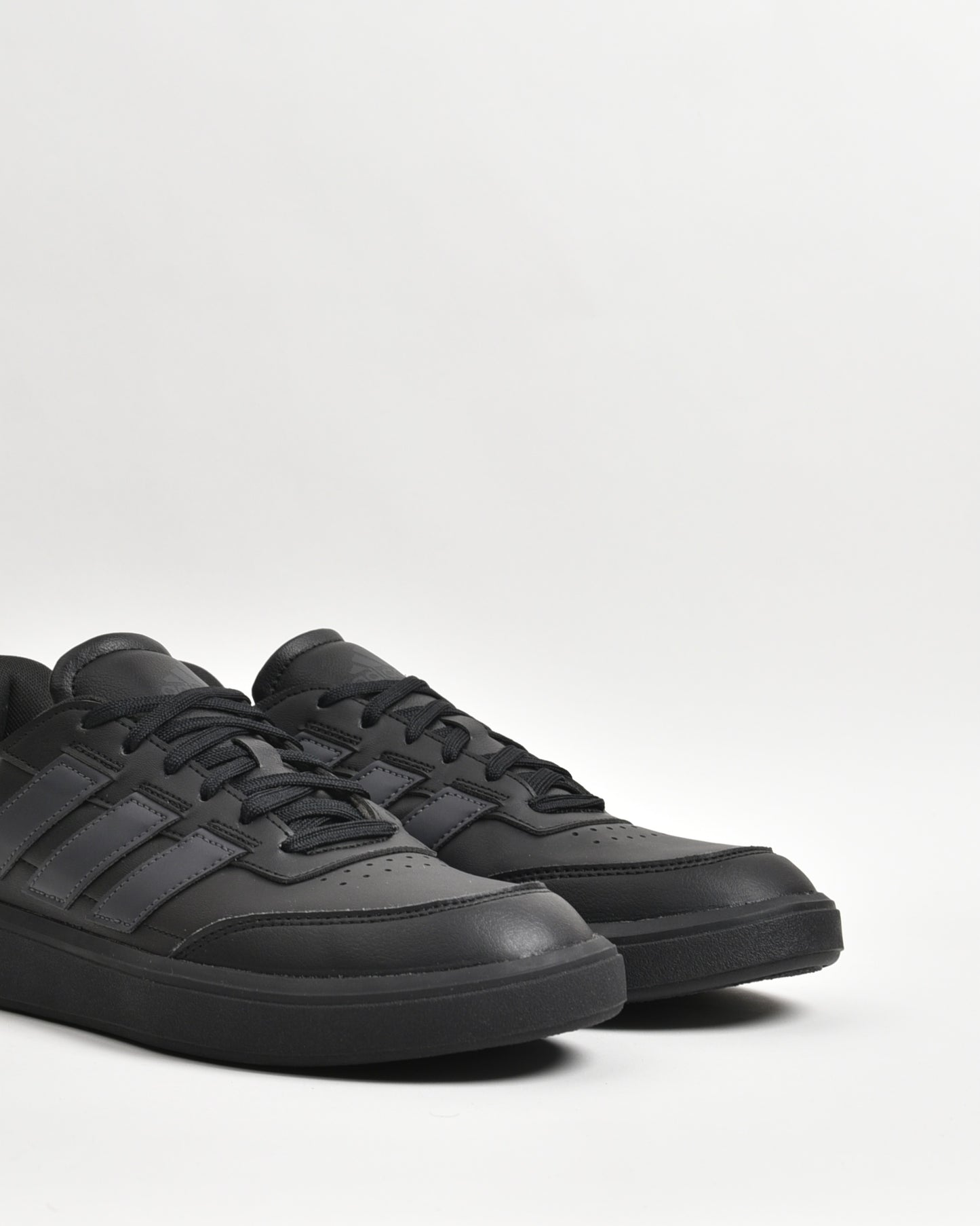 Adidas sneakers for men in black