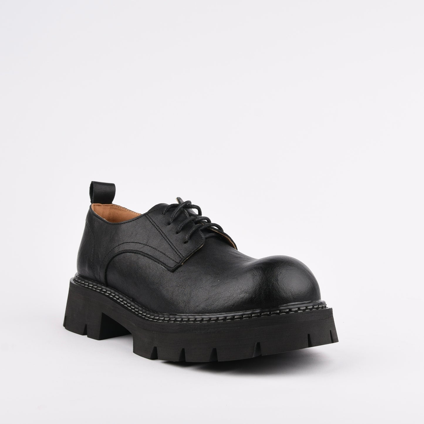 Lace up shoes for women in black