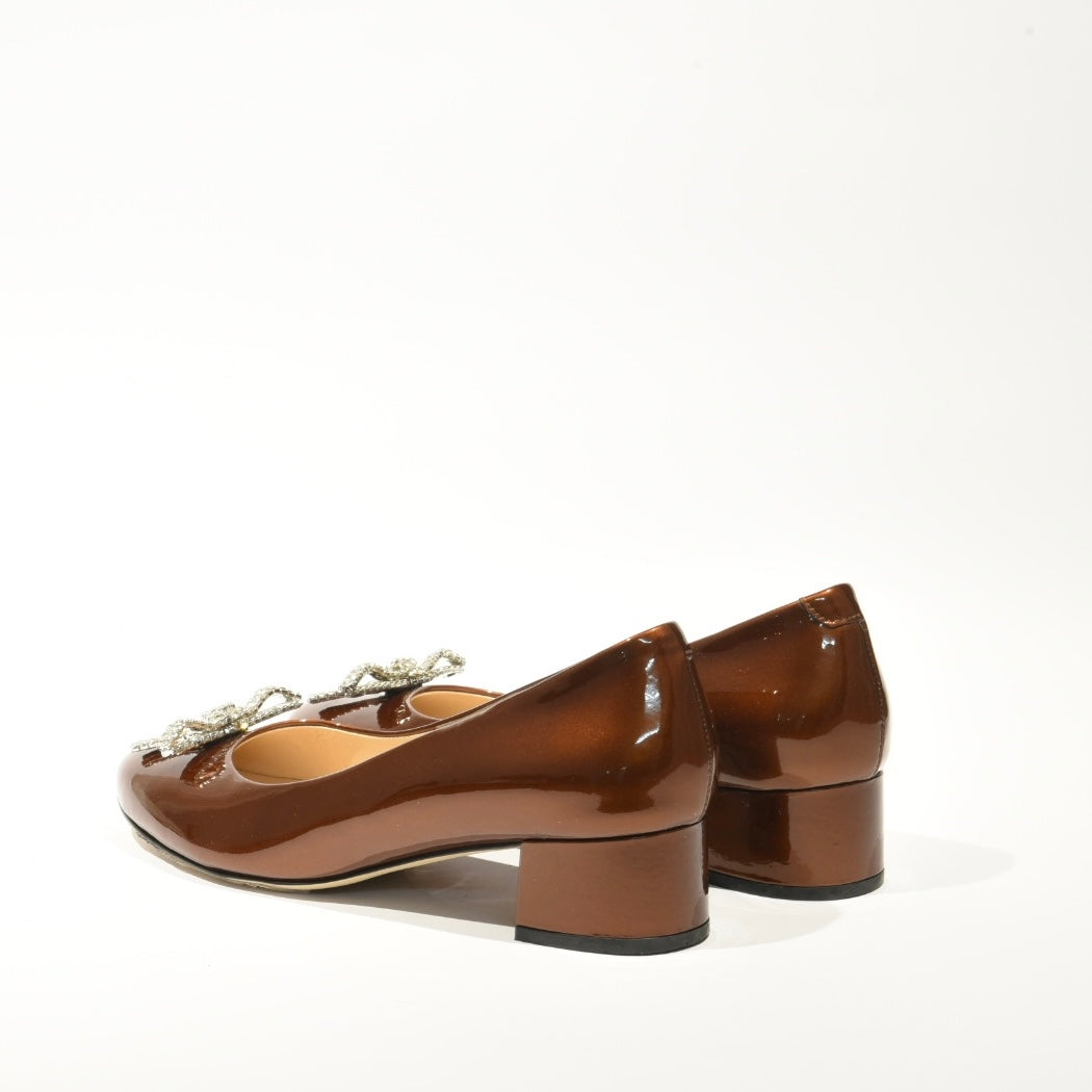 Sofia Baldi Turkish classic shoes for women in shiny Camel