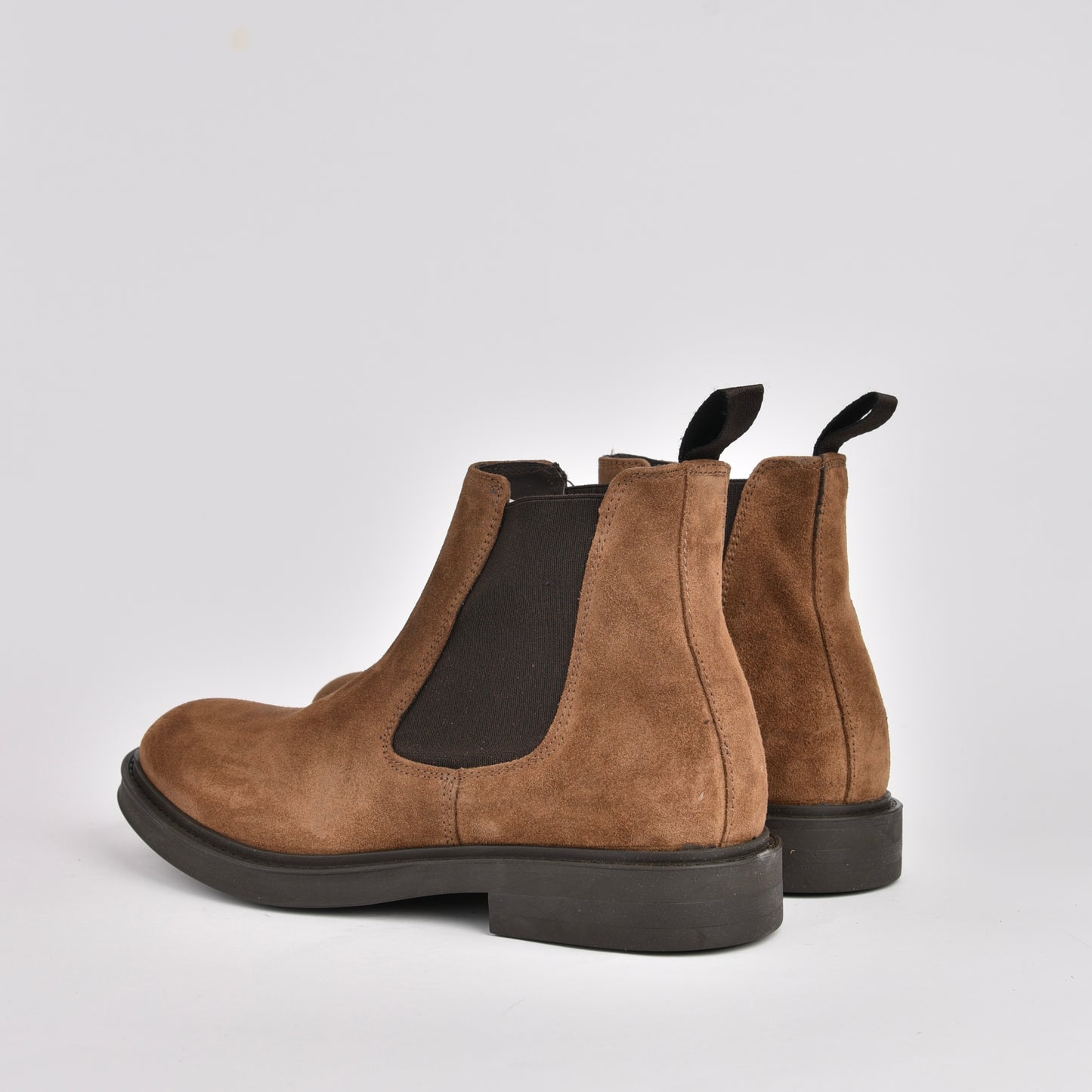 Kebo genuine leather Chelsea Boots for men in suede Camel