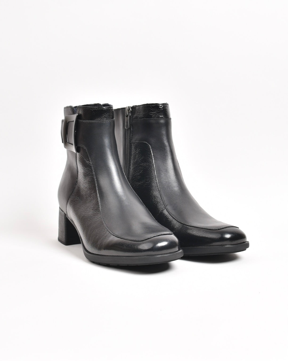 Fluchos classic med hell boots for women in shiny black