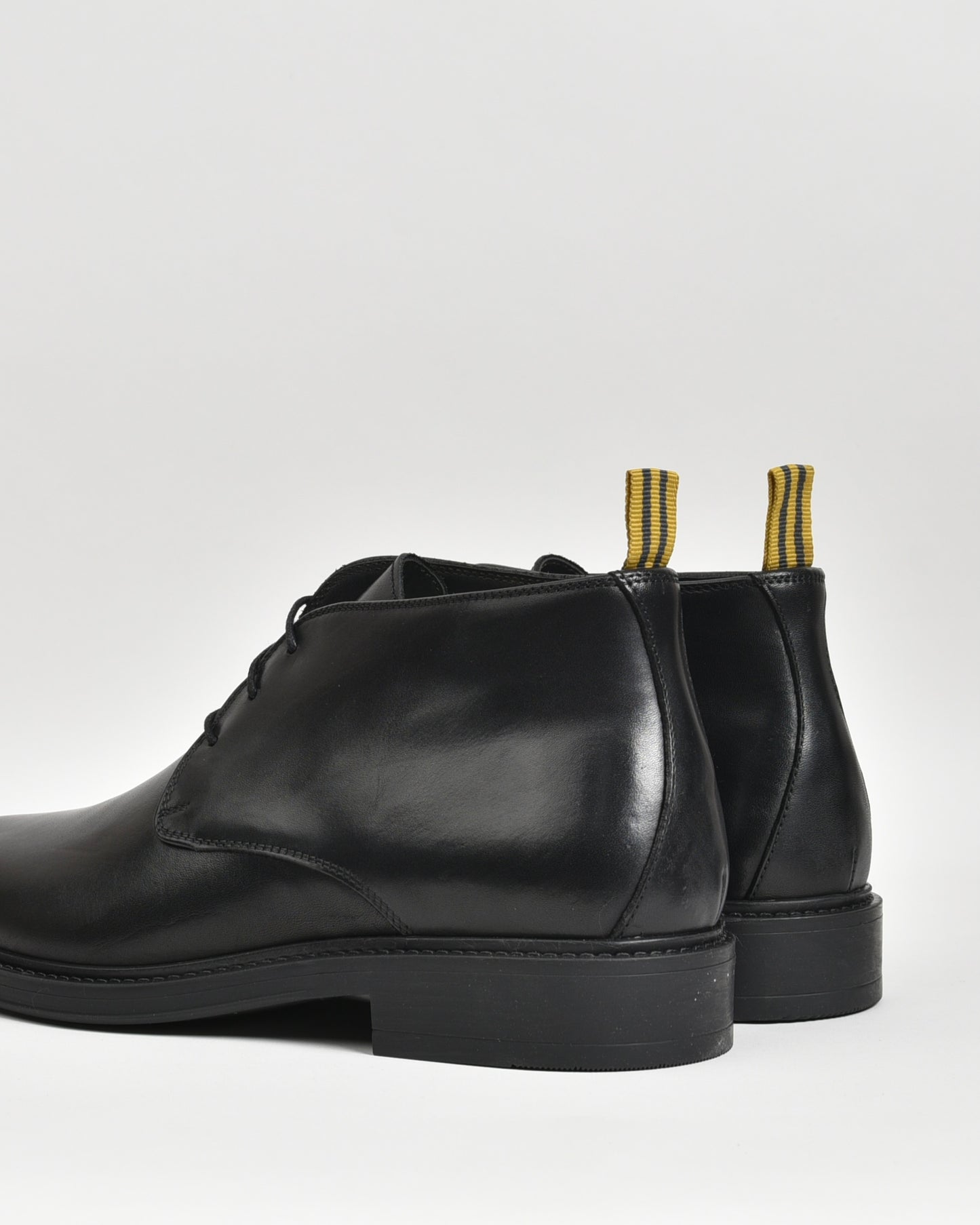 Shalapi Italian boots for men in black