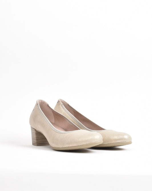Dorking Fluchos Classic Medium heel shoes for women in Beige
