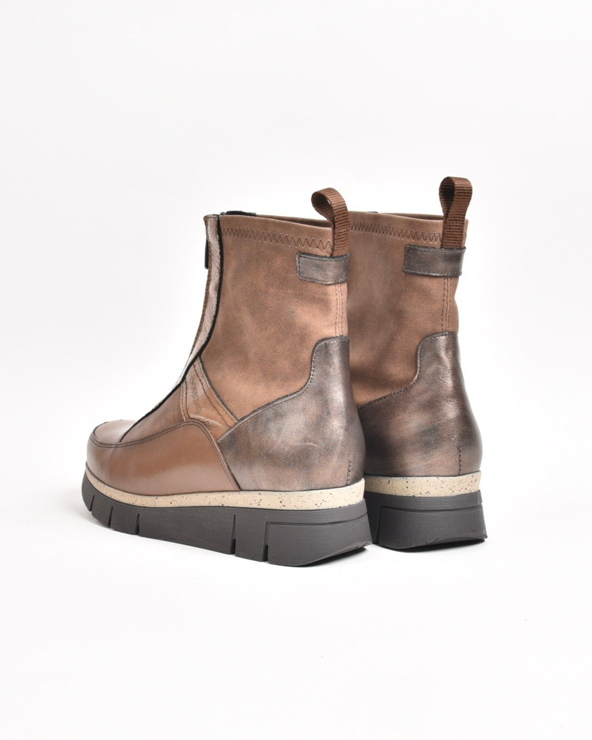 Fluchos boots for women in beige and brown