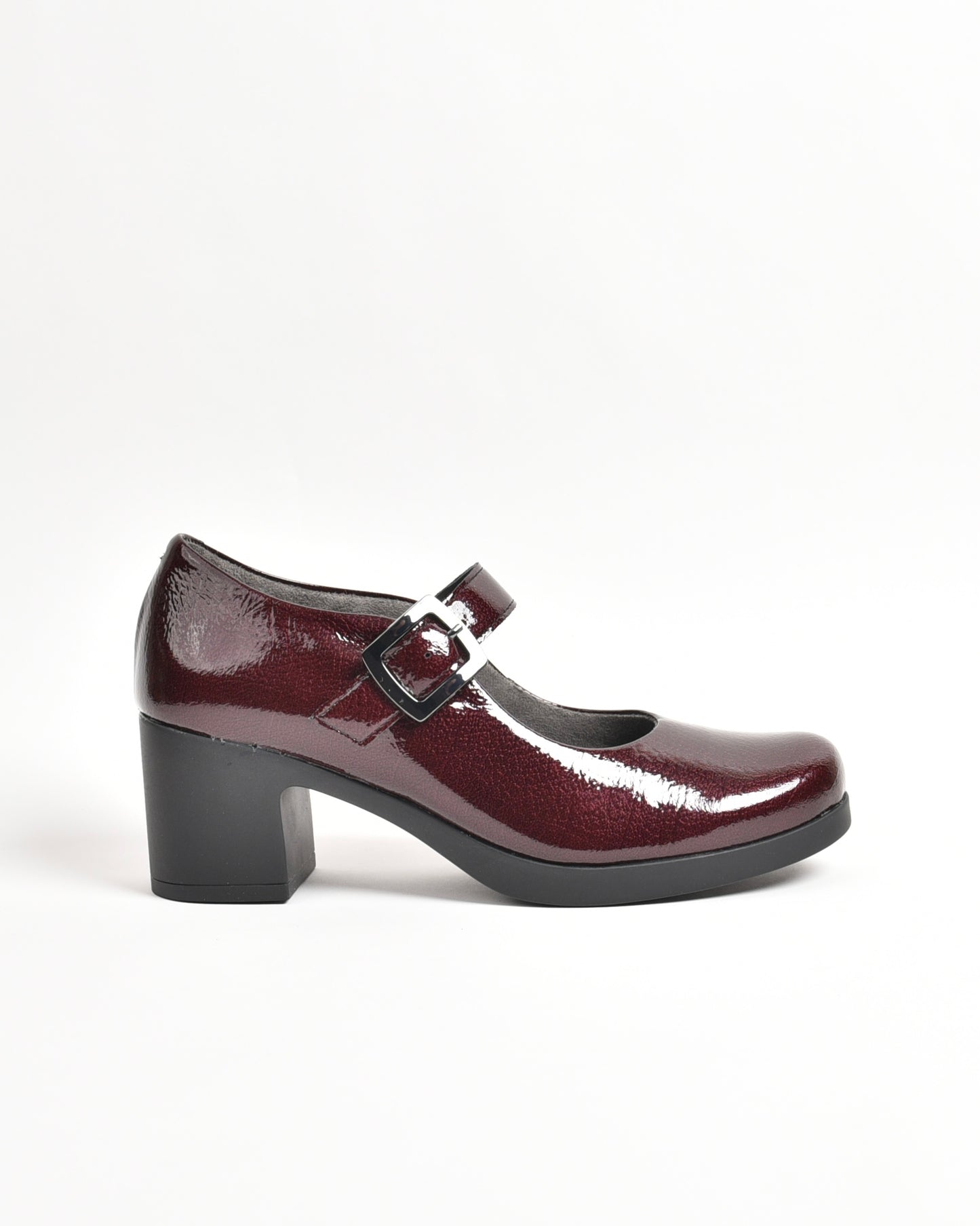 Pitillos classic high heel shoes for women in shiny burdo