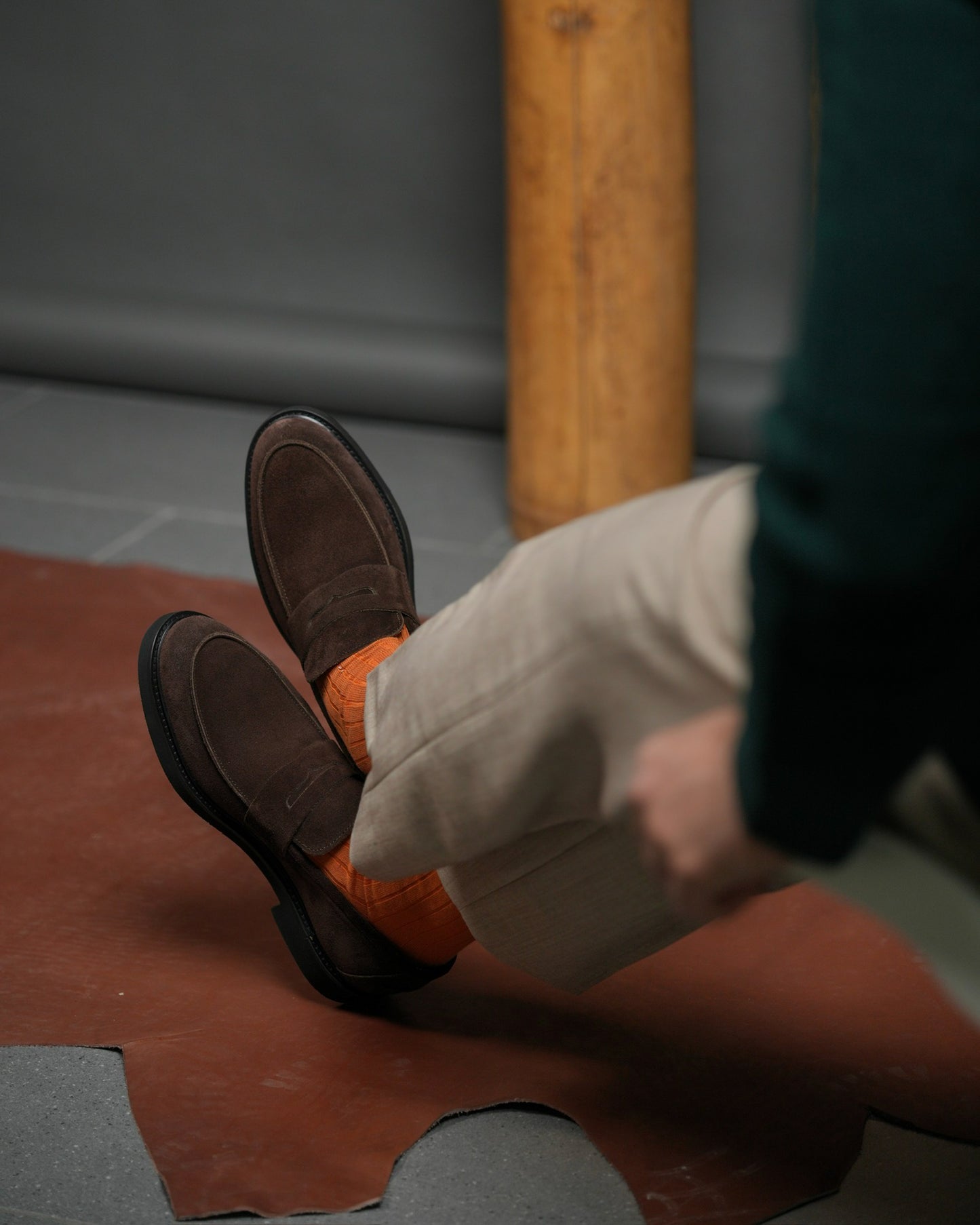 Italian loafers for men in suede brown