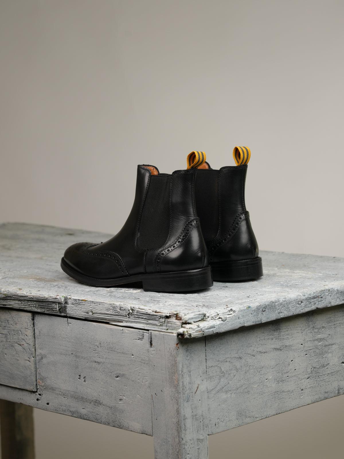 Shalapi oxford boots for men in black