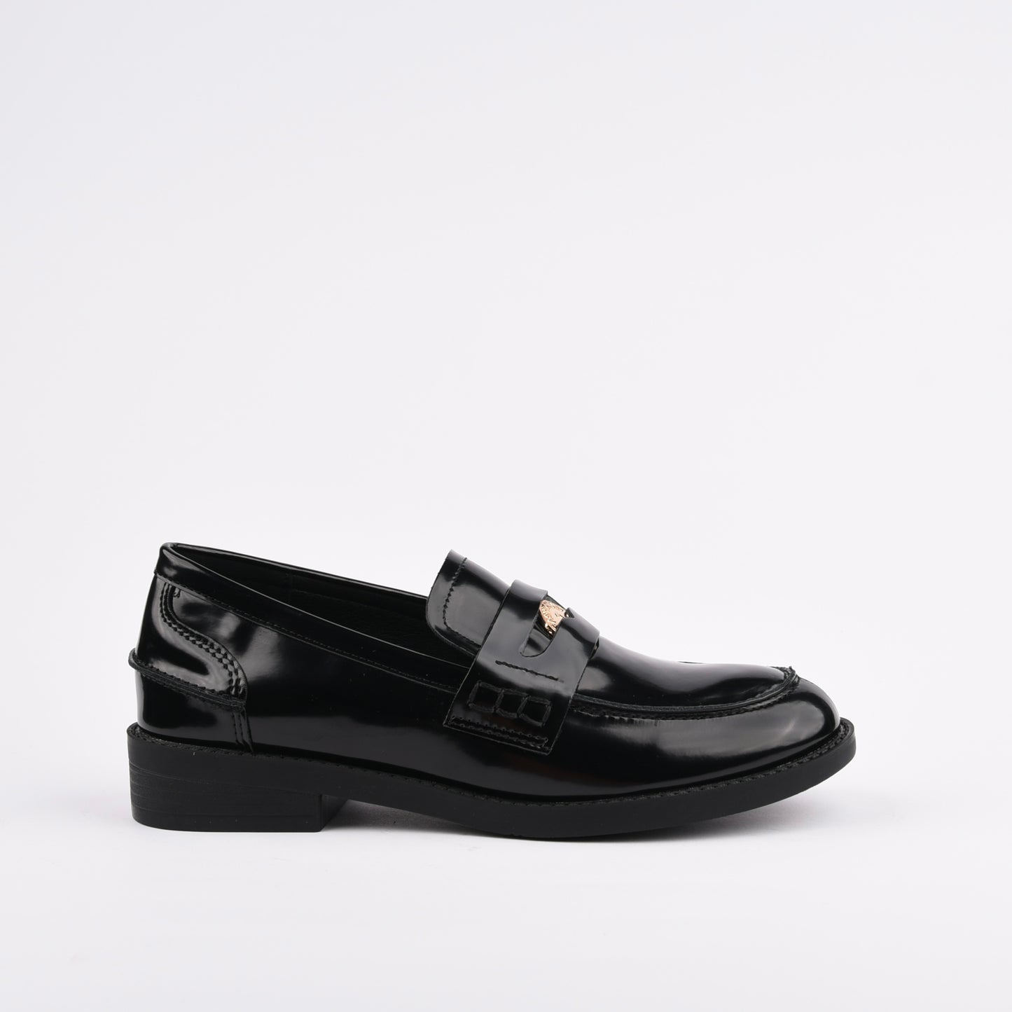 Shalapi loafers shoes for women in shiny black