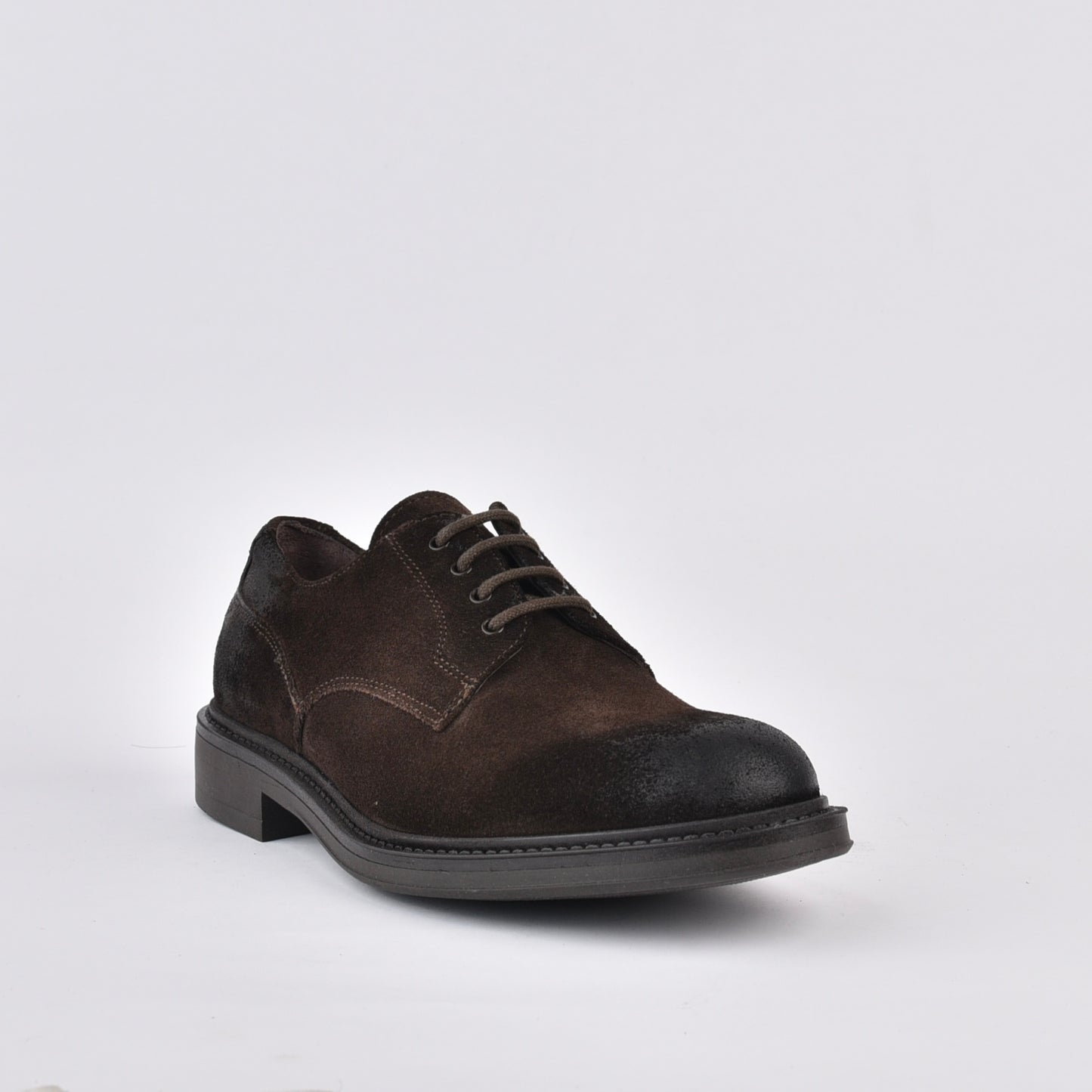 Landina Italian lace up shoes for men in suede brown