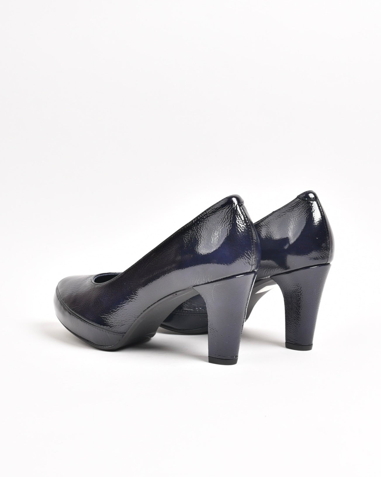 Fluchos classic high hell shoes for women in shiny blue