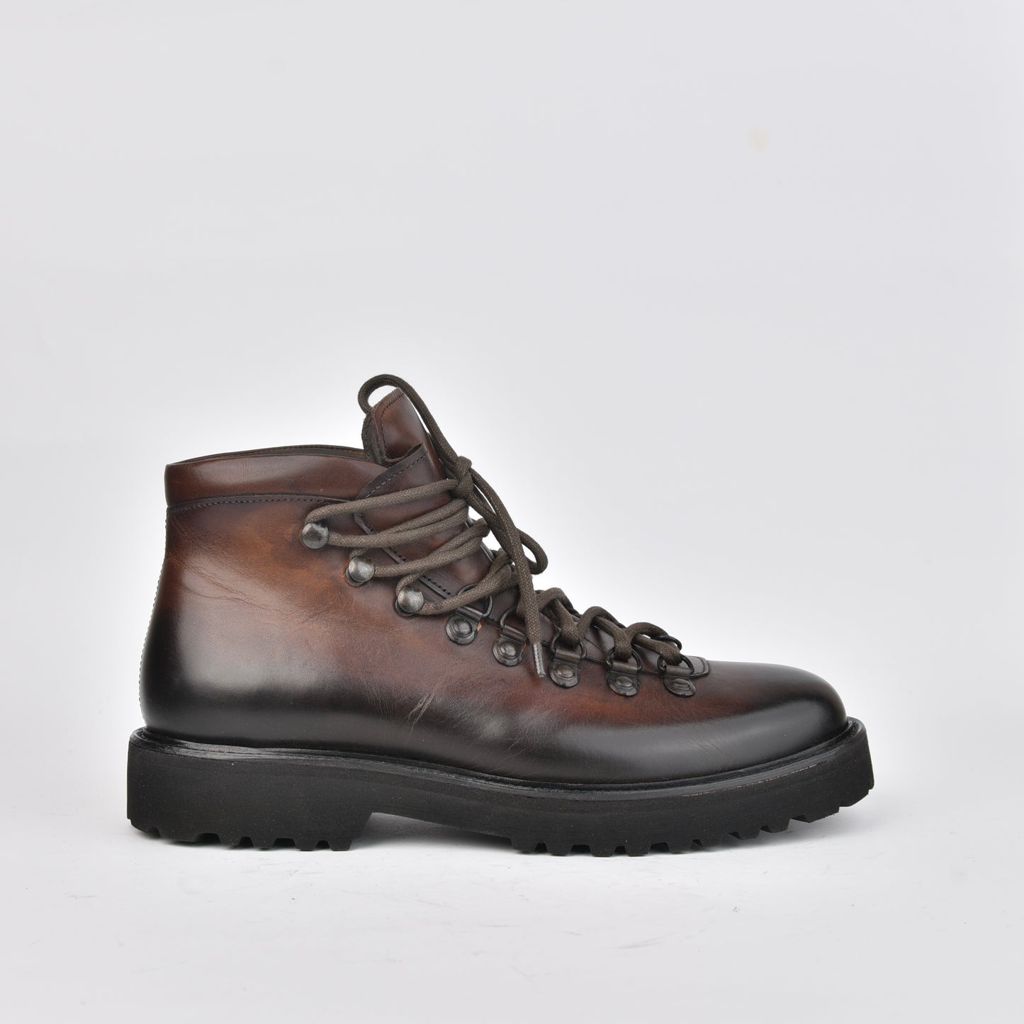 Shalapi Italian boots for men in brown