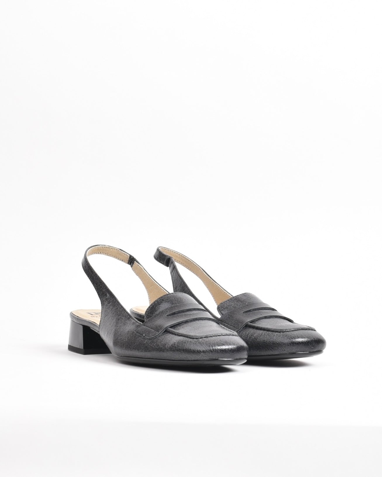 Dorking Fluchos Classic Comfortable Medium heel Sandal for women in Black.