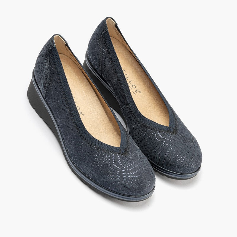 Pitillos Spanish Loafer Shoe for Women in Navey Blue.