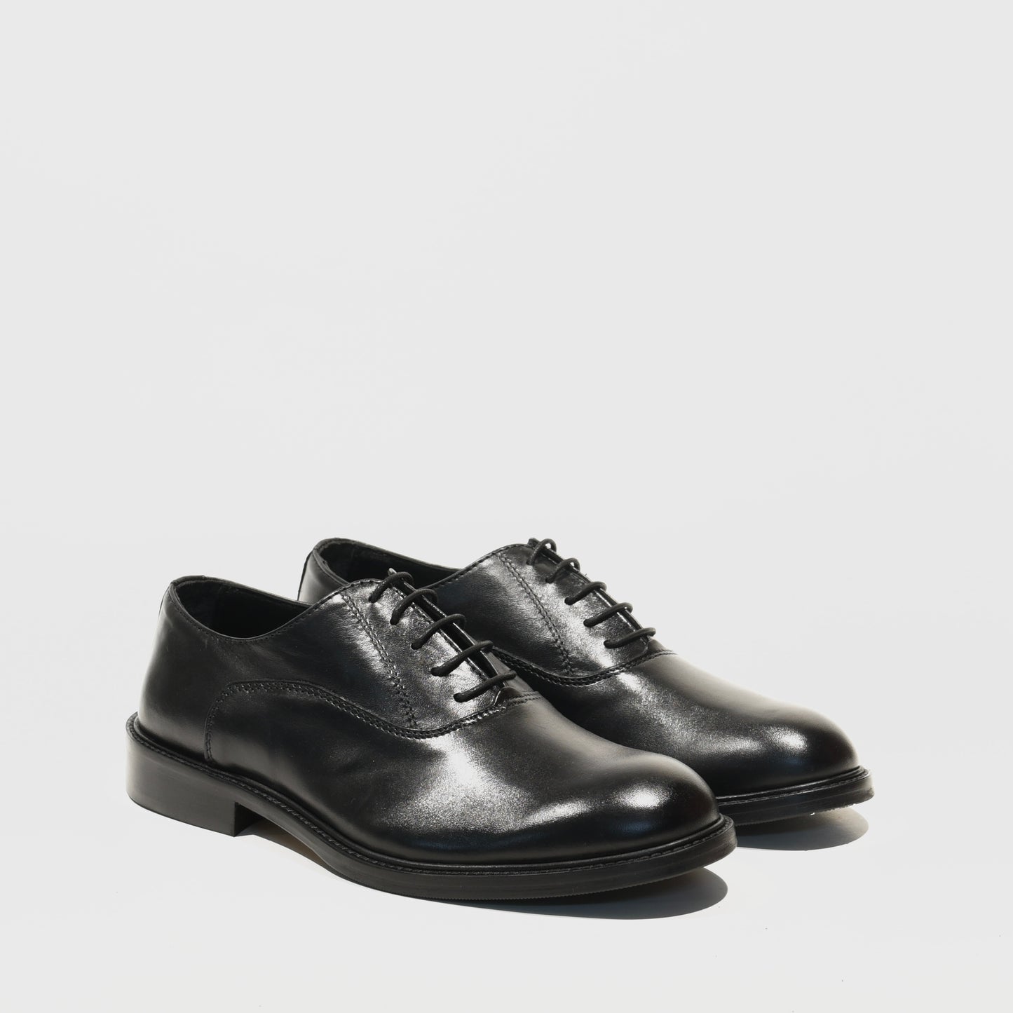 Shalapi Italian classic shoes for men in Black