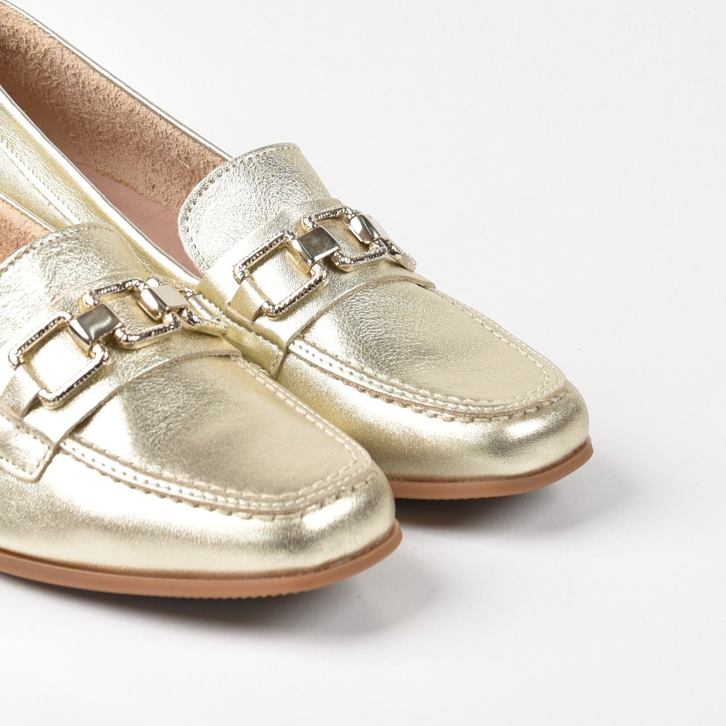 Pitillos Spanish Classic Low Heel Shoes for Women in Gold.