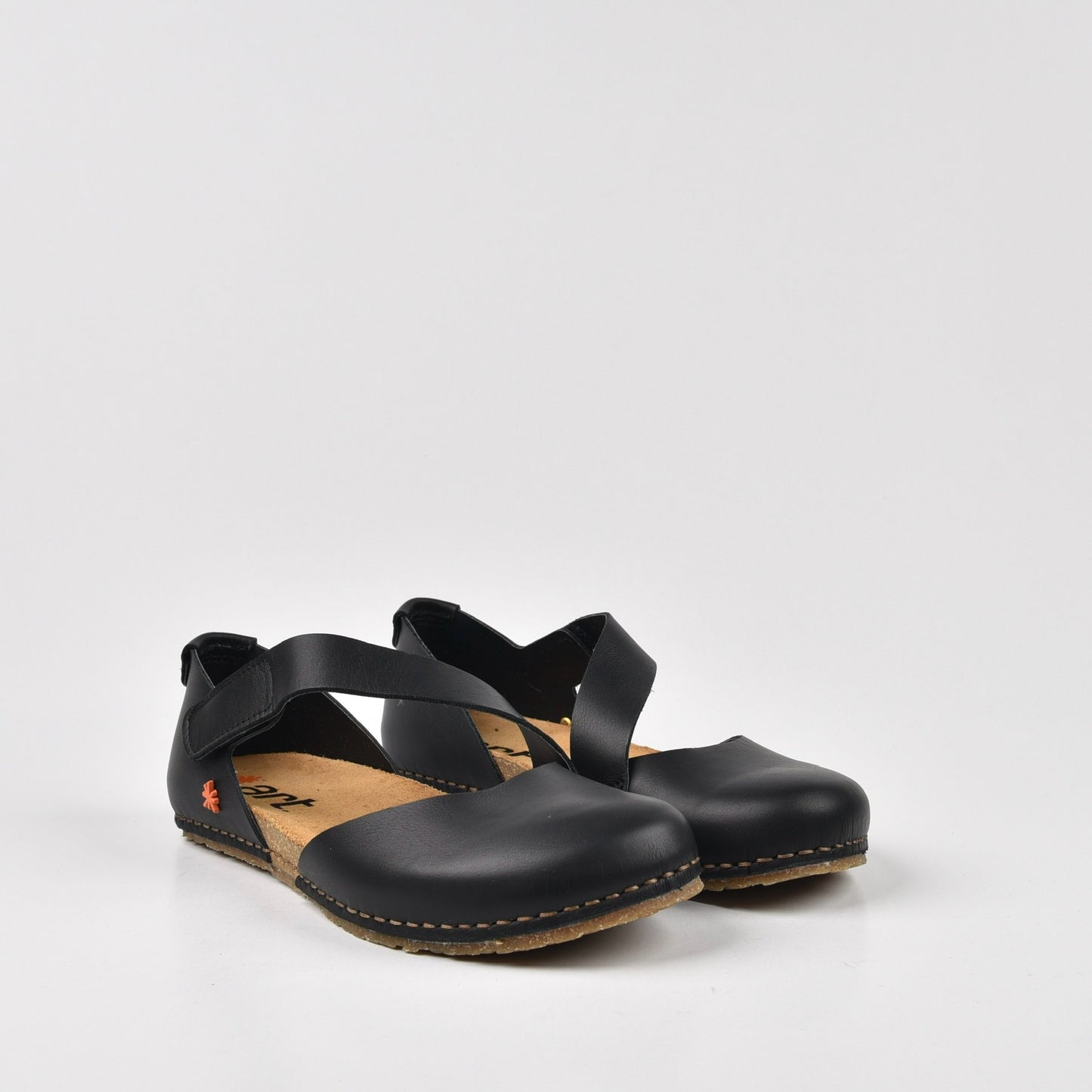 Art Spanish Strap Sandal for Women in Nappa Black.