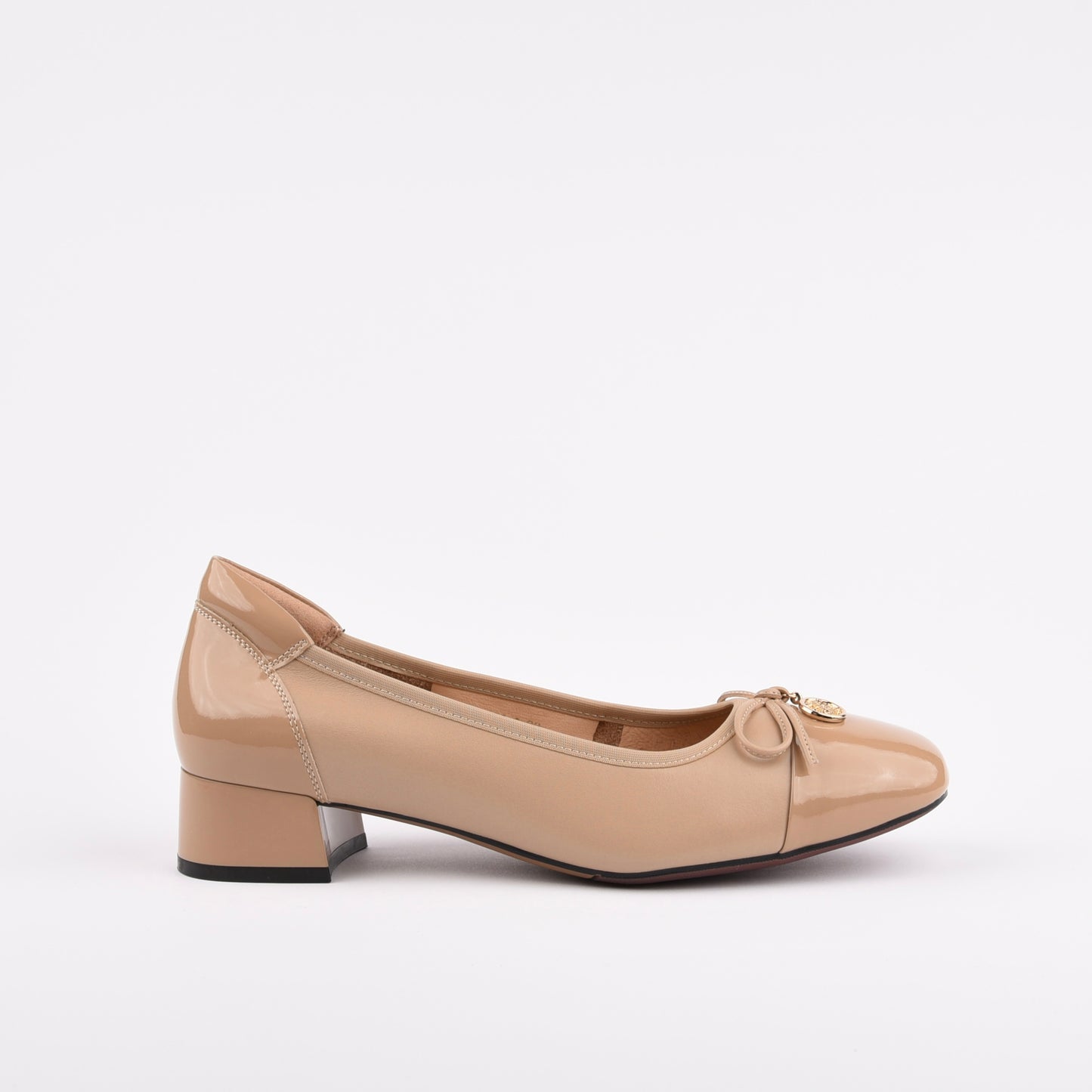 Shalapi low heel shoes for women in beige