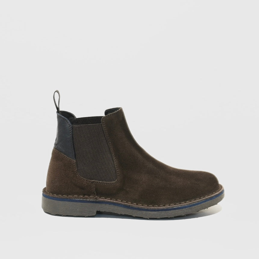 Kebo Italian Chelsea boots for men in suede brown