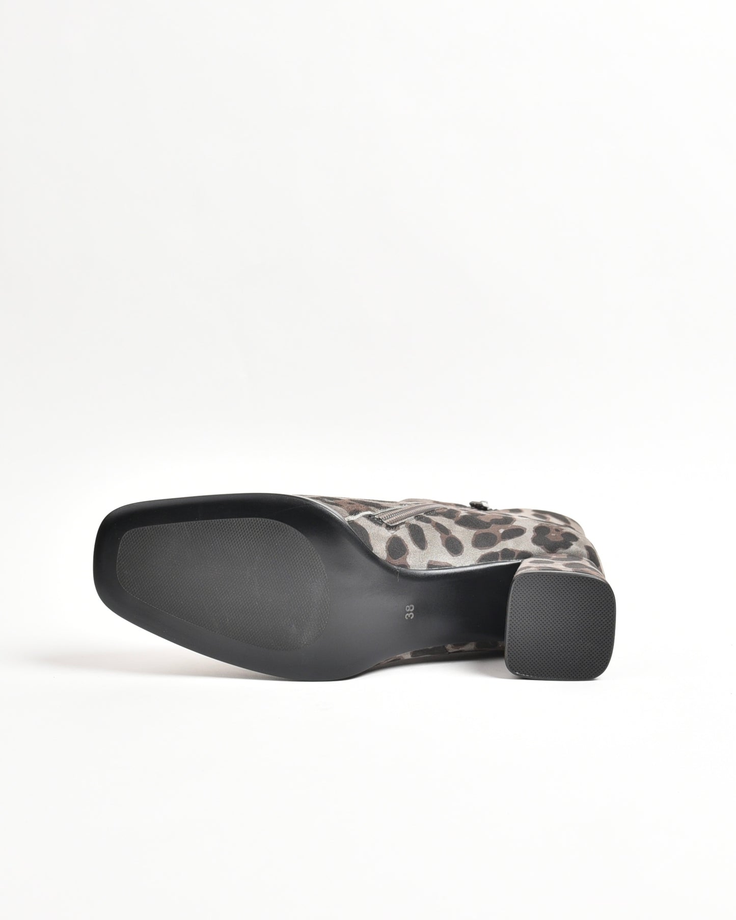 Shalapi mid ankle boots for women in Tiger