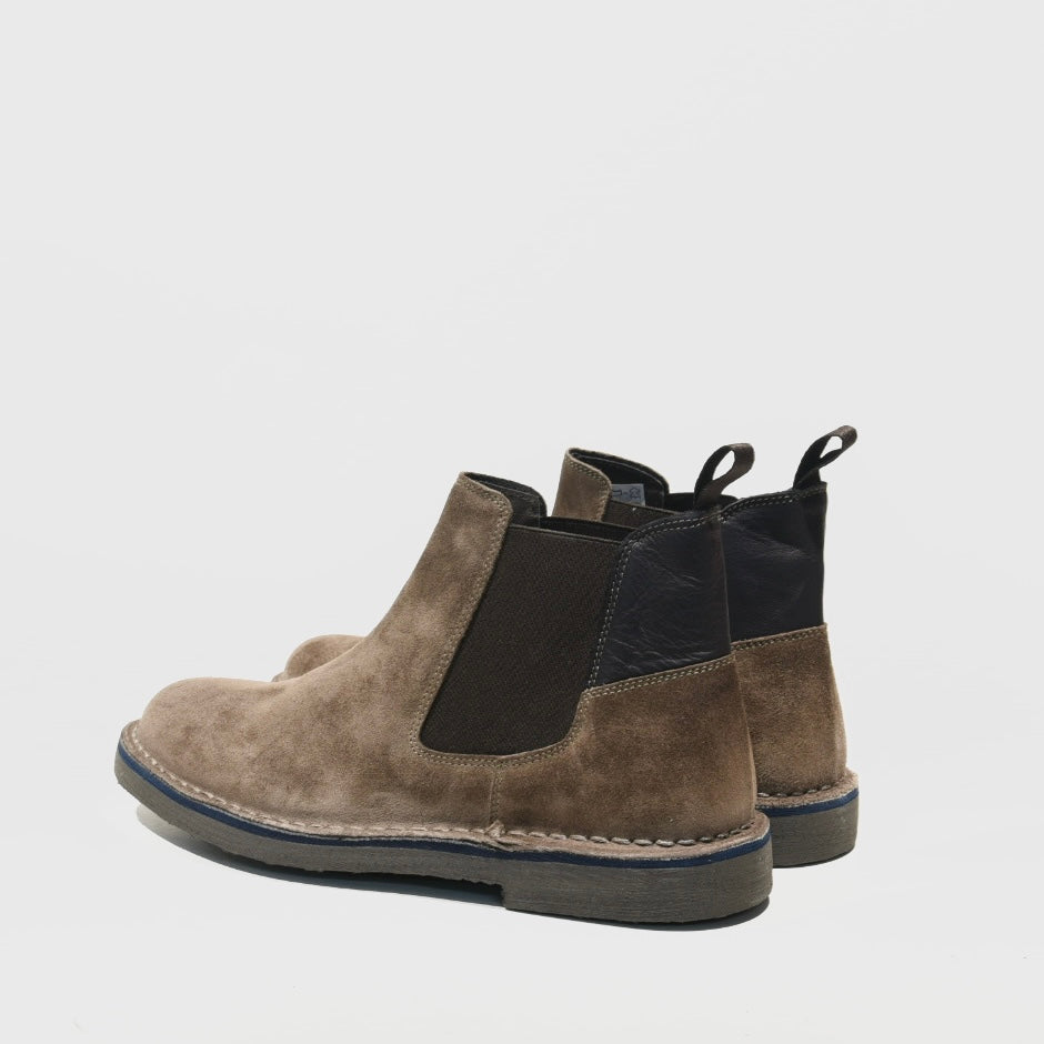 Kebo Italian Chelsea boots for men in suede Gray