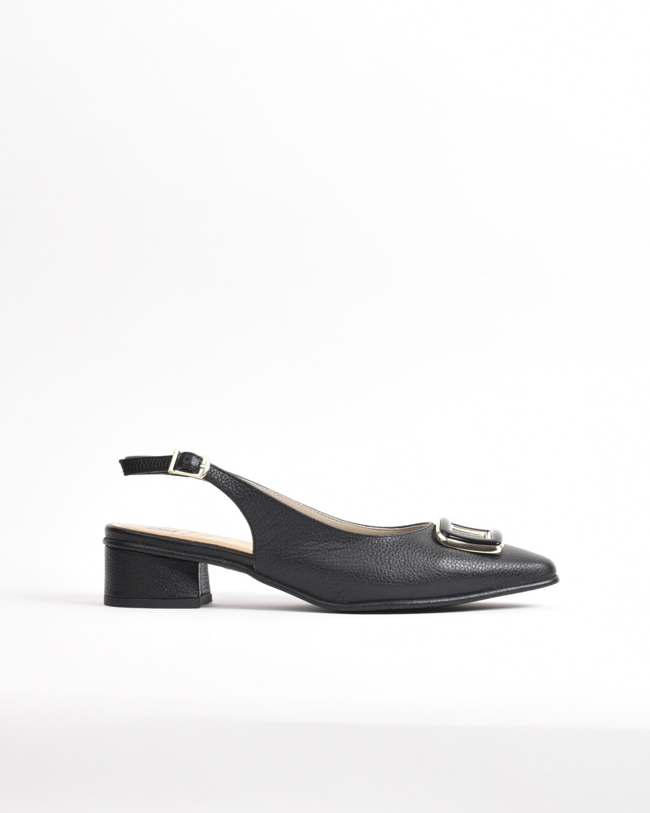 Dorking Fluchos Classic Comfortable Sandal for women in Black.