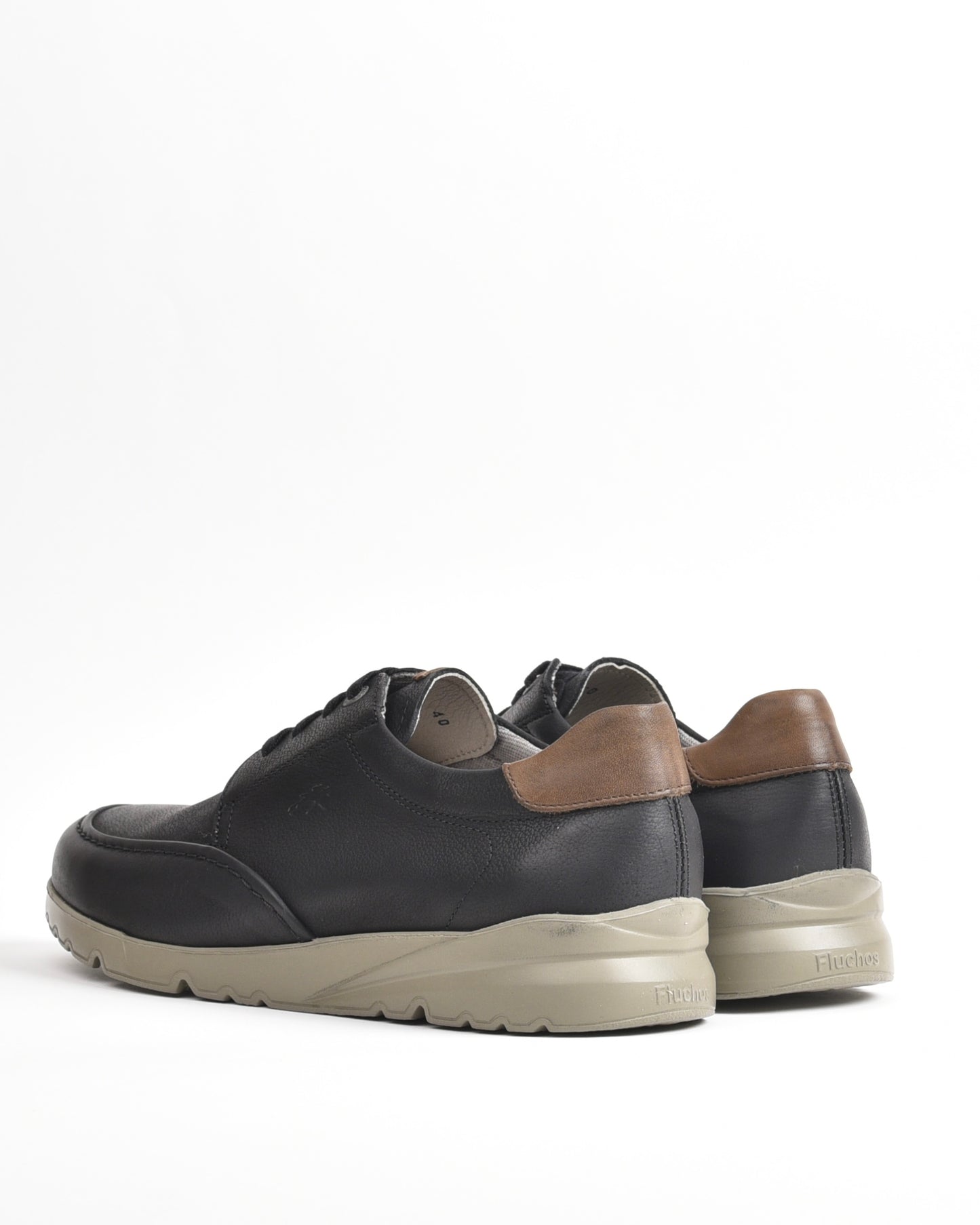 Fluchos Spanish shoes for men in black