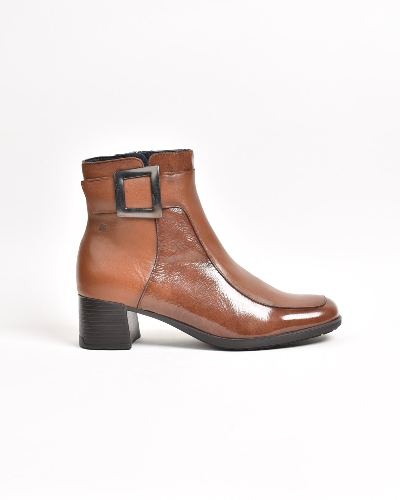 Fluchos classic med hell boots for women in camel