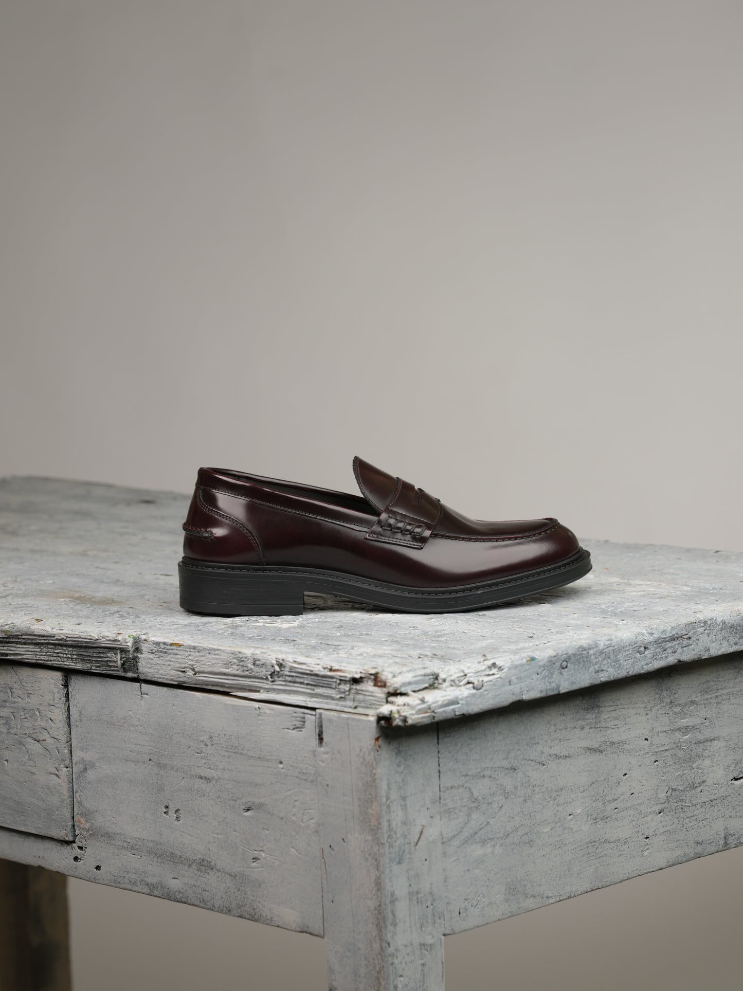 SHALAPI Napoli penny loafers for men in shiny burdo