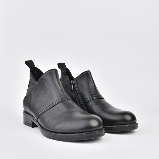 Kebo Italian 100% Genuine Leather boots for women in Black