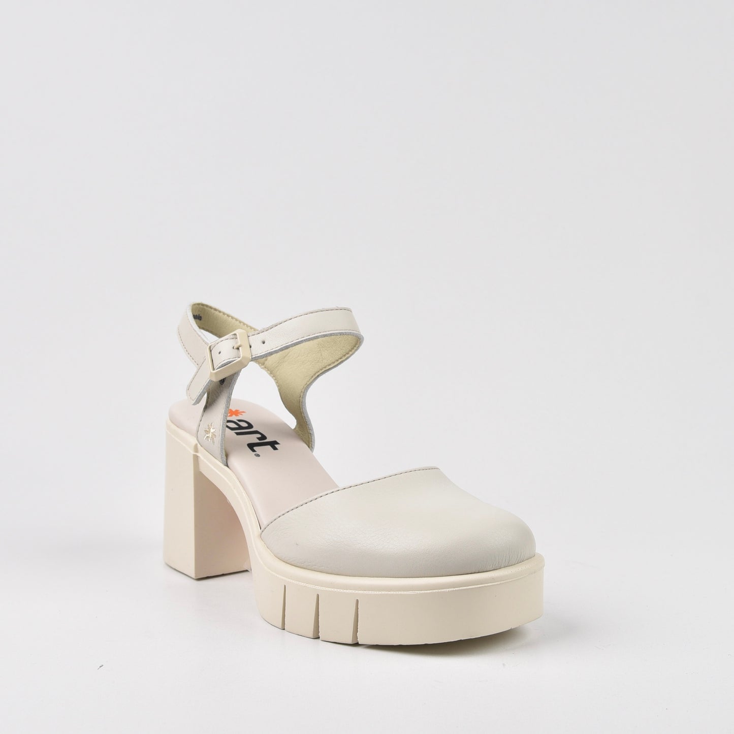 Art Spanish Medium-Heel Sandal for Women in Nappa Cream.