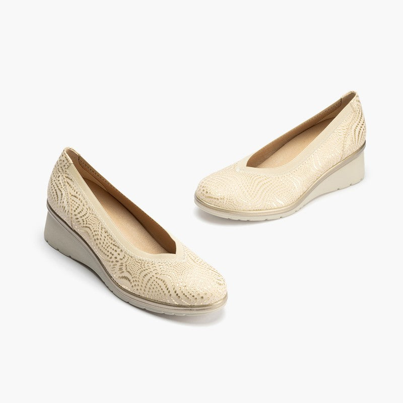 Pitillos Spanish Loafer Shoe for Women in Cream.