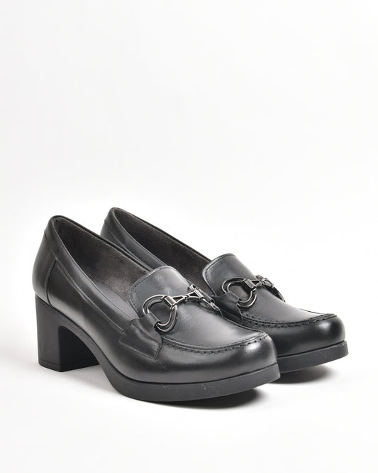 Pitillos classic high heel shoes for women in black