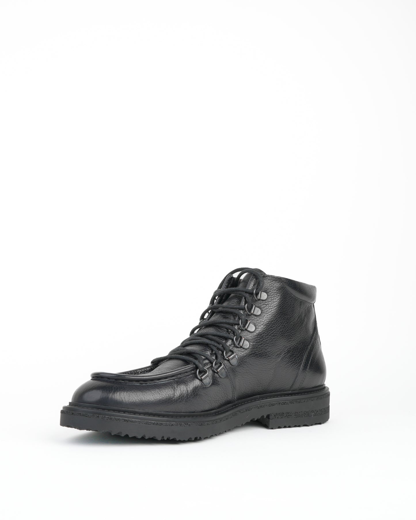 Shalapi boots in grain leather for men in black