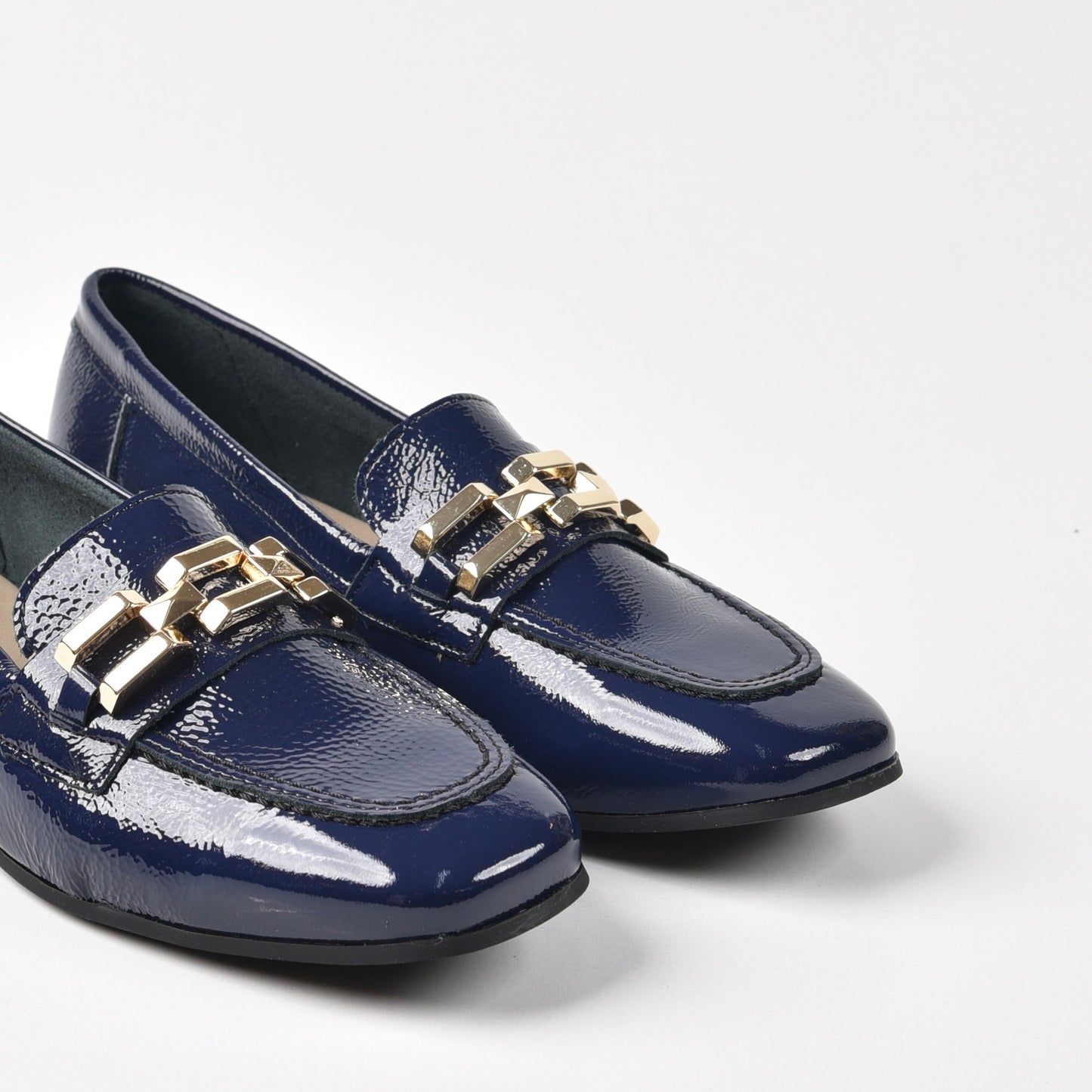 Pitillos Spanish Classic loafers for Women in Navy Blue.