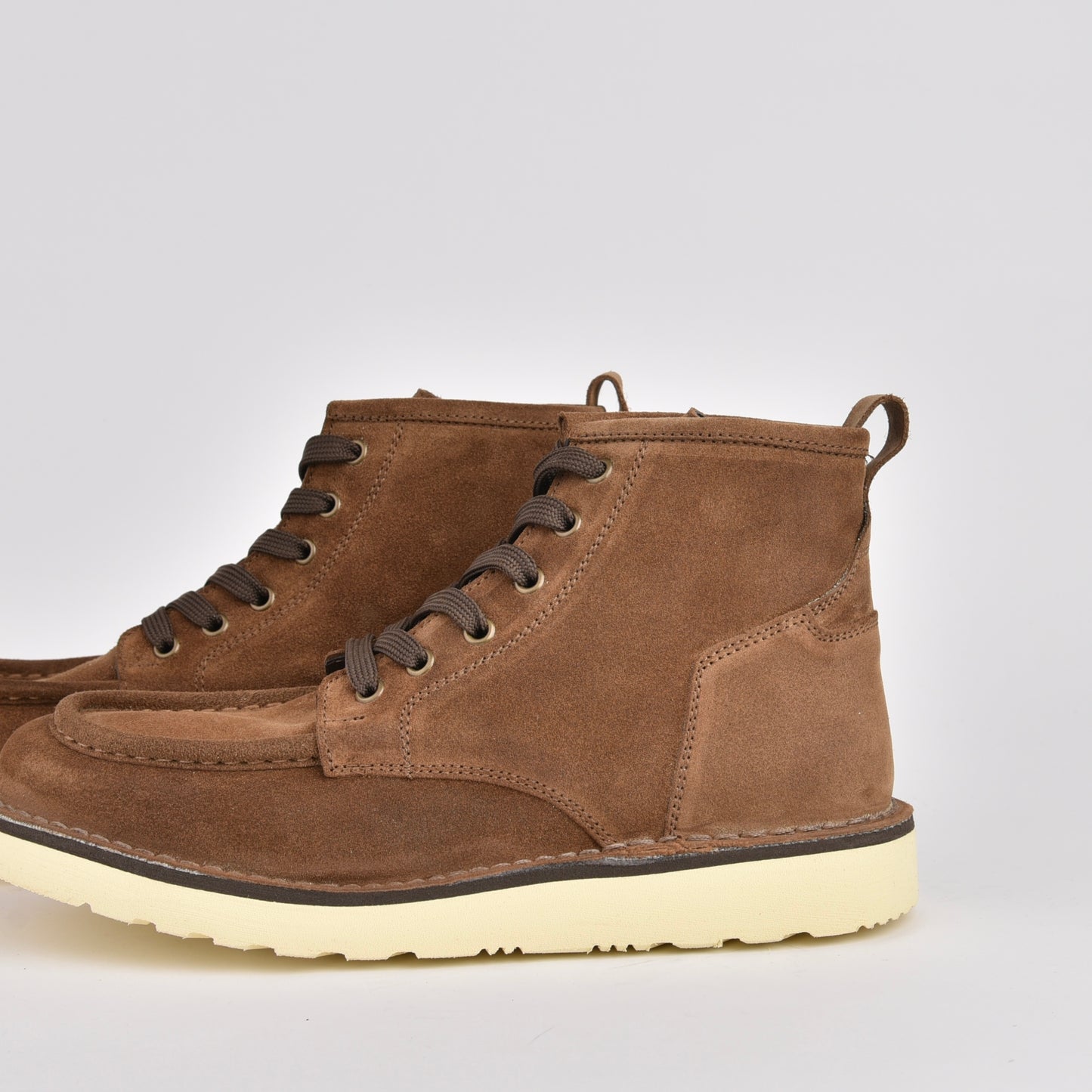 Kebo genuine leather Boots for men in suede Camel