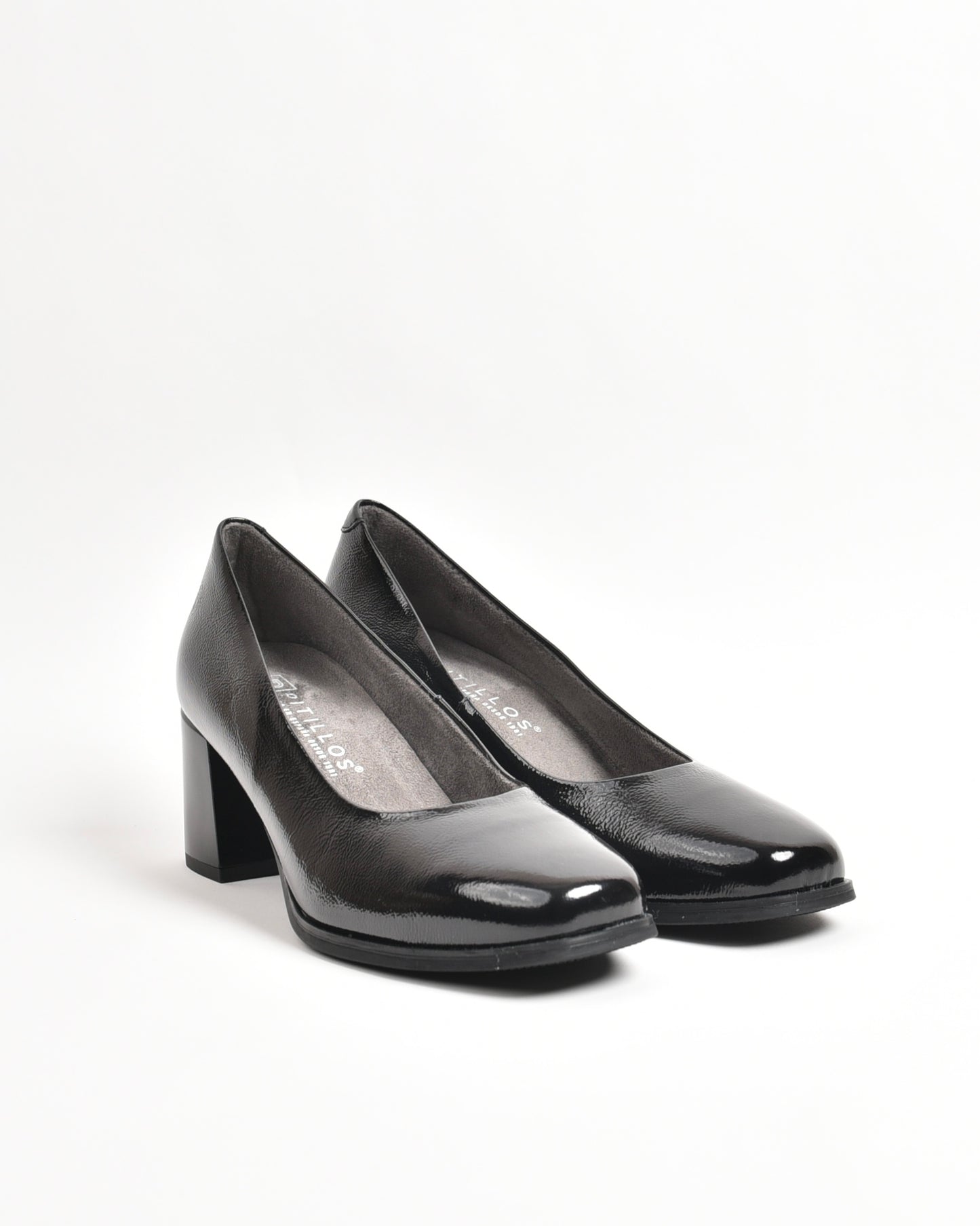 Pitillos classic high heel shoes for women in shiny black