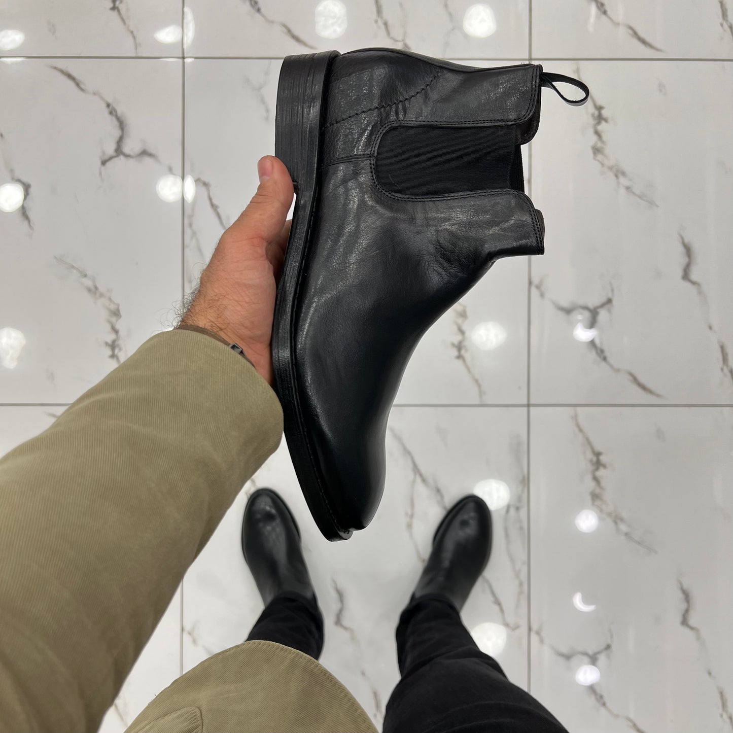 Shalapi Italian Chelsea boots for men in black