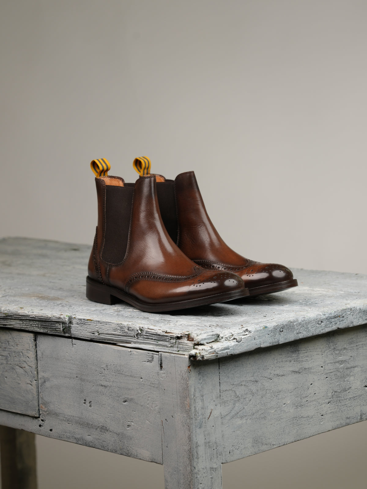 Shalapi oxford boots for men in brown
