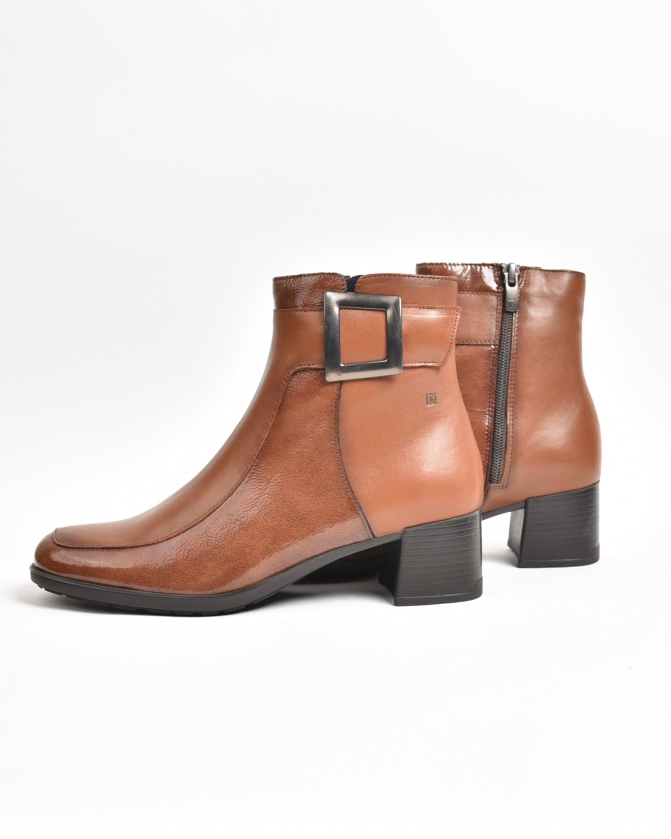 Fluchos classic med hell boots for women in camel