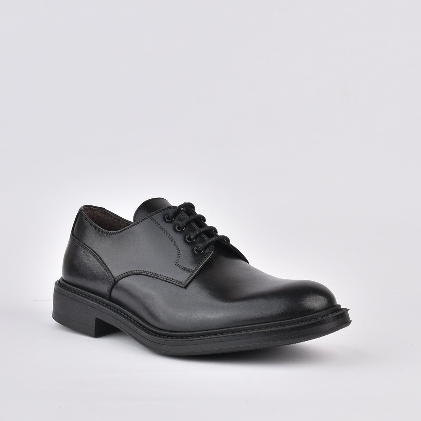 Landina Italian lace up shoes for men in black