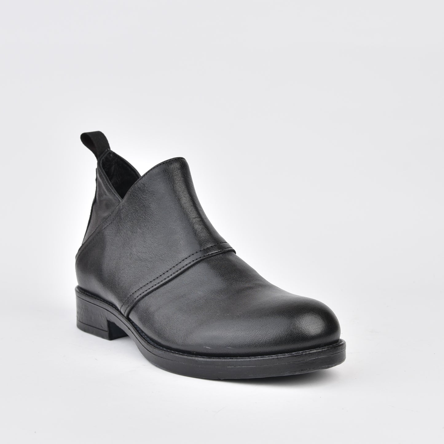 Kebo Italian 100% Genuine Leather boots for women in Black